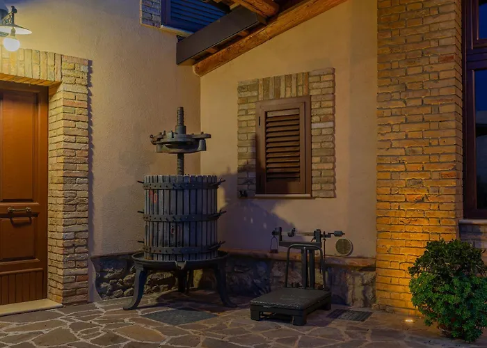 Carulli - Yourplace Abruzzo * Villa Caldari