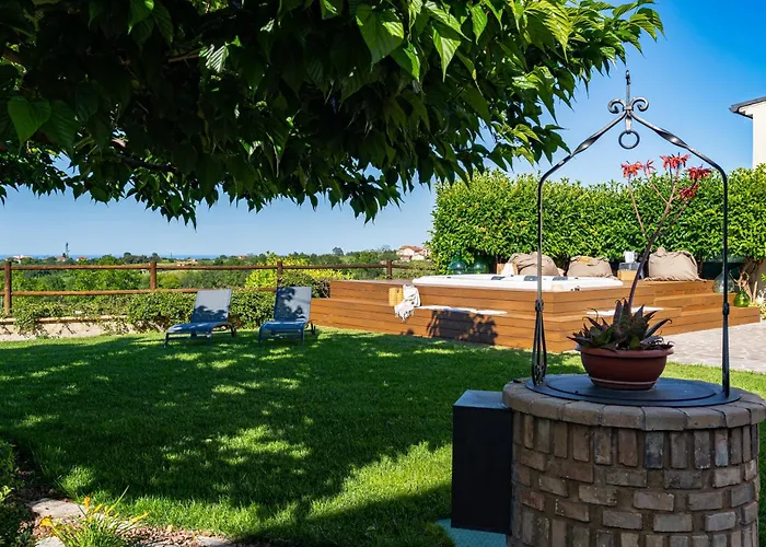 Carulli - Yourplace Abruzzo * Villa Caldari